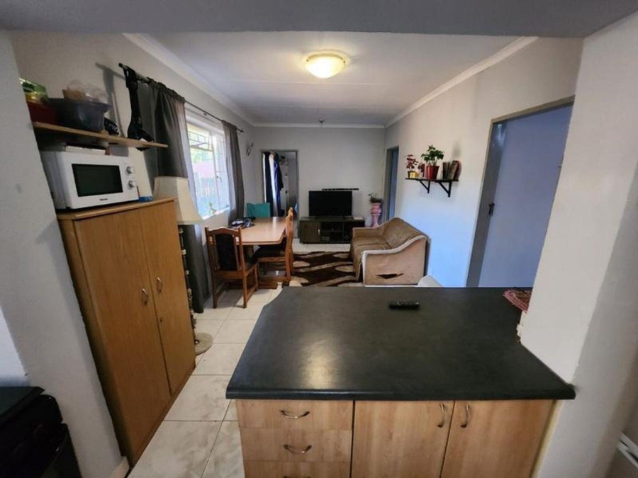 6 Bedroom Property for Sale in Magalieskruin Gauteng