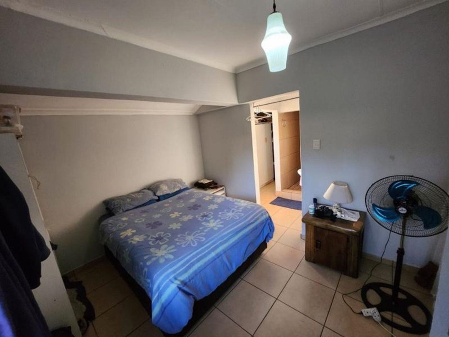 6 Bedroom Property for Sale in Magalieskruin Gauteng