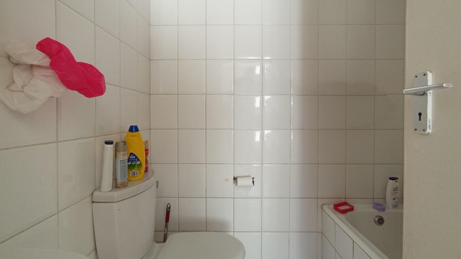 2 Bedroom Property for Sale in Waterkloof Glen Gauteng