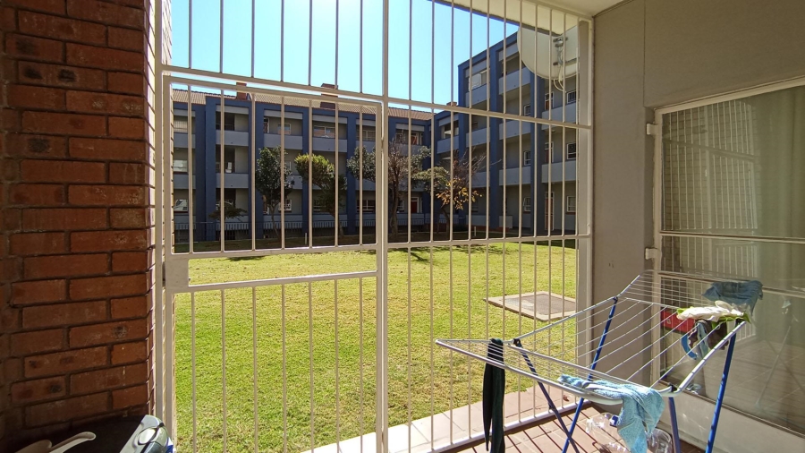2 Bedroom Property for Sale in Waterkloof Glen Gauteng