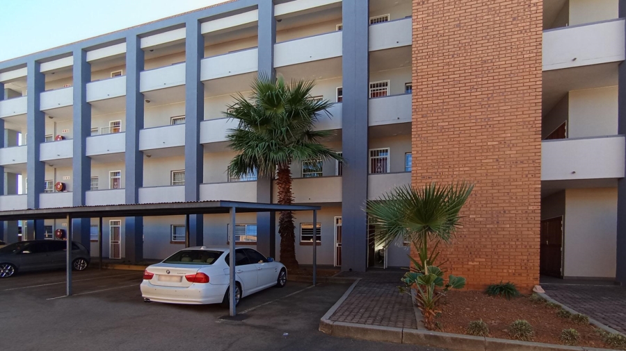 2 Bedroom Property for Sale in Waterkloof Glen Gauteng