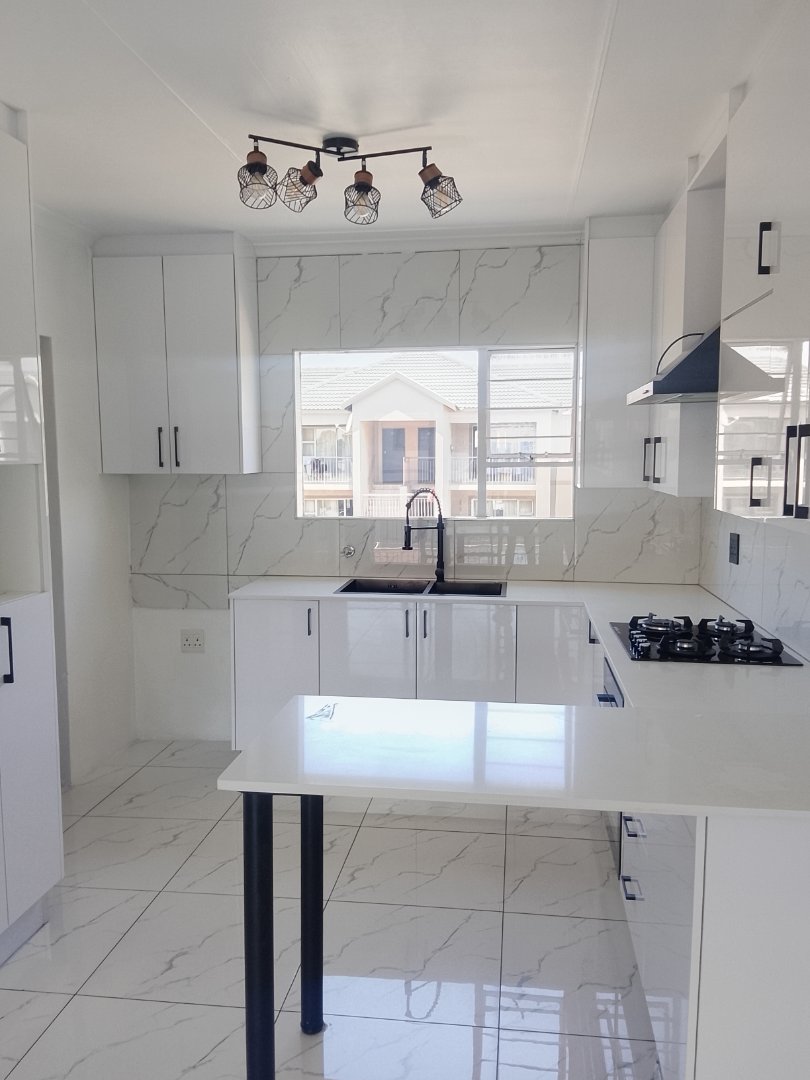 2 Bedroom Property for Sale in Bardene Gauteng