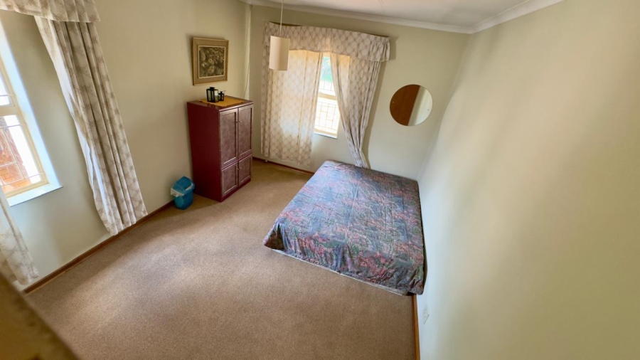 5 Bedroom Property for Sale in Zwartkop Gauteng