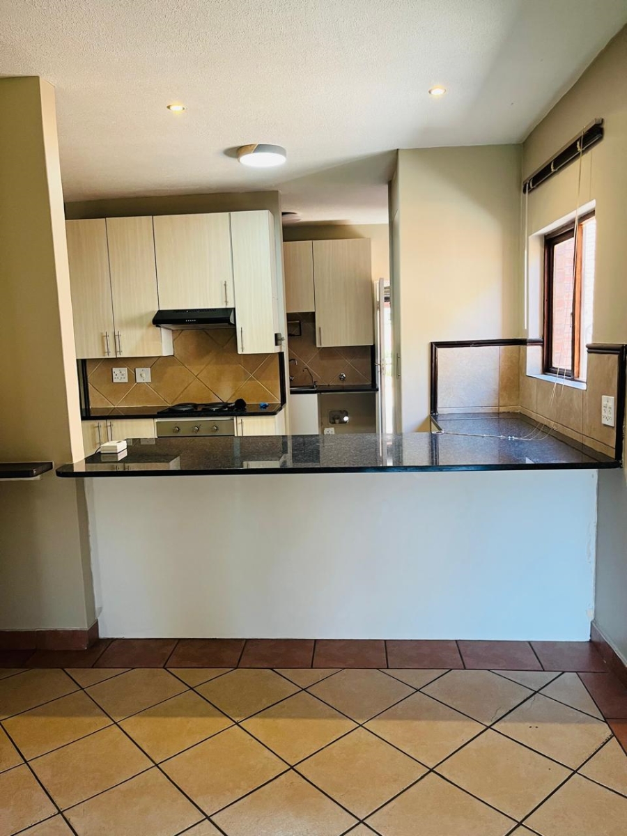  Bedroom Property for Sale in Equestria Gauteng