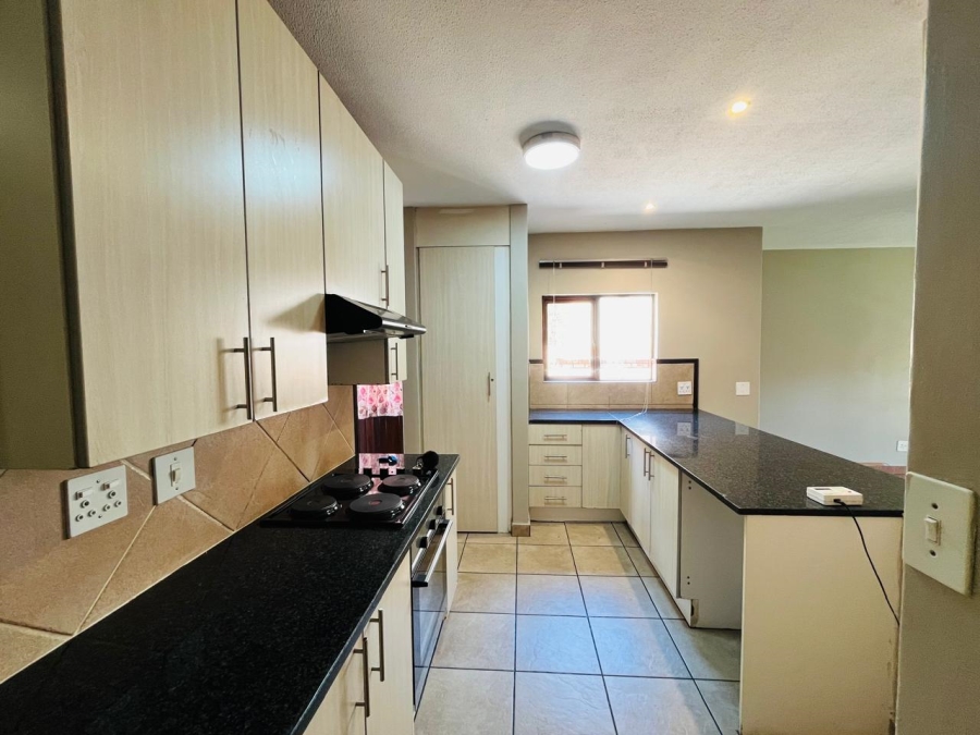  Bedroom Property for Sale in Equestria Gauteng