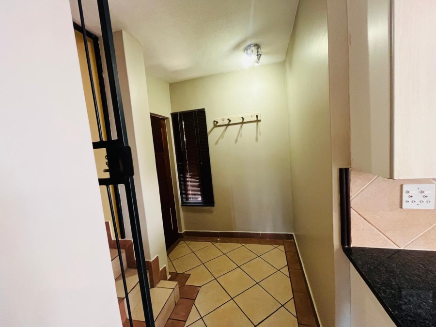  Bedroom Property for Sale in Equestria Gauteng