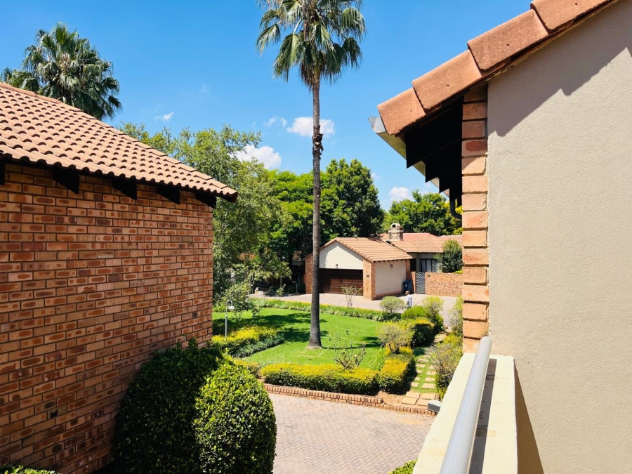  Bedroom Property for Sale in Equestria Gauteng