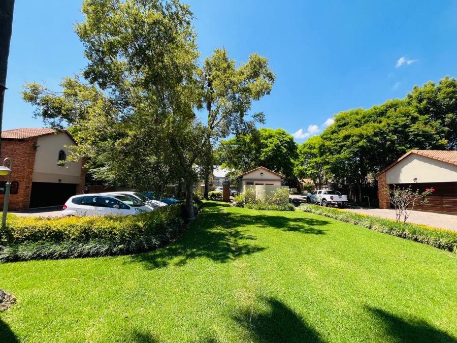  Bedroom Property for Sale in Equestria Gauteng