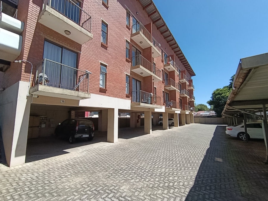 1 Bedroom Property for Sale in Groblerpark Gauteng