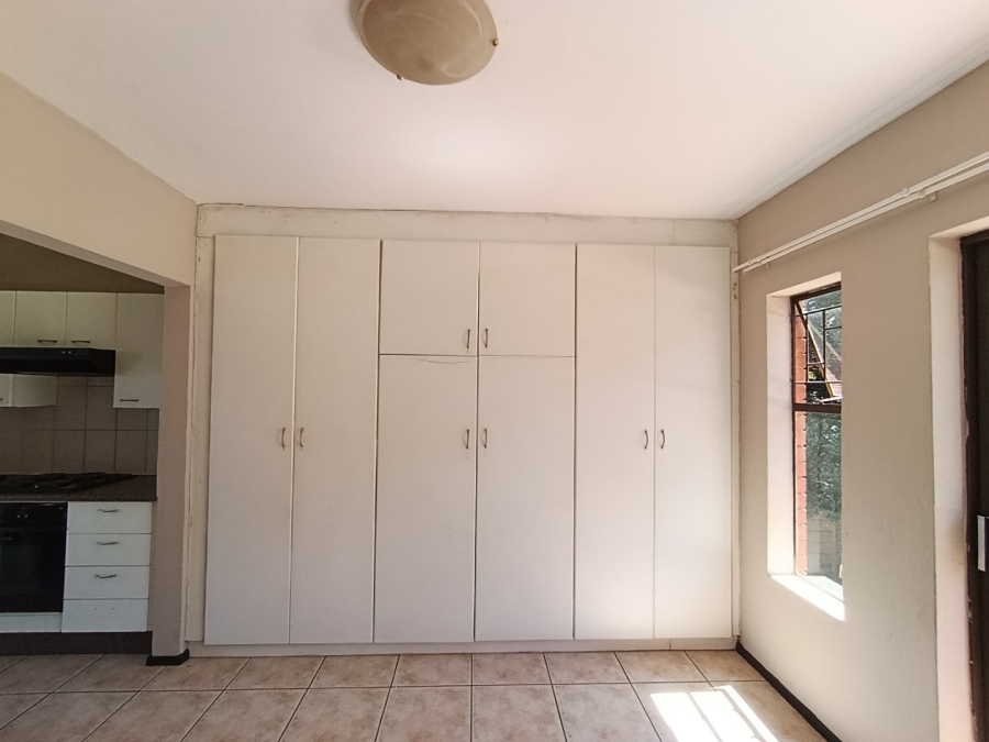 1 Bedroom Property for Sale in Groblerpark Gauteng