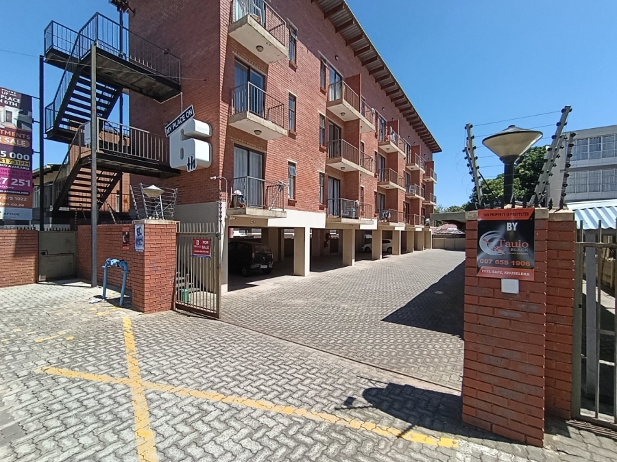 1 Bedroom Property for Sale in Groblerpark Gauteng