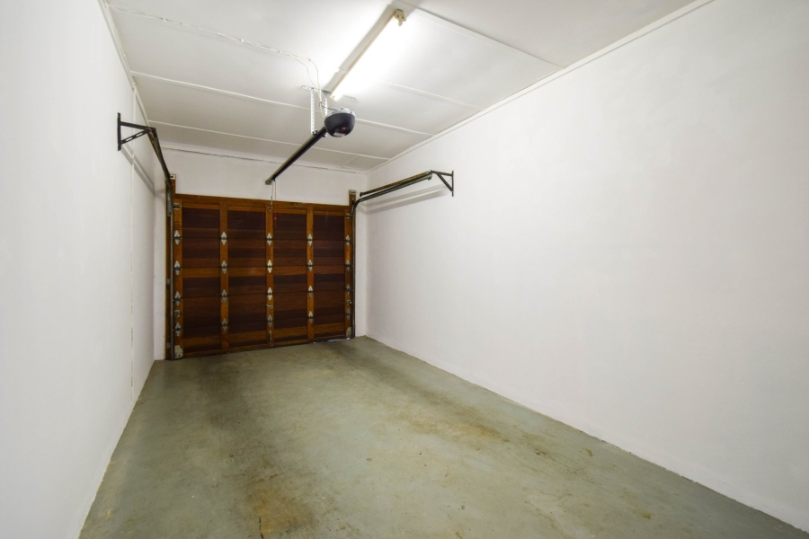 2 Bedroom Property for Sale in Wapadrand Gauteng