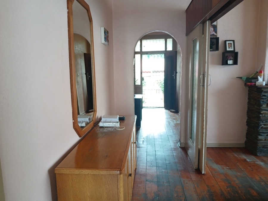 4 Bedroom Property for Sale in Bezuidenhout Valley Gauteng