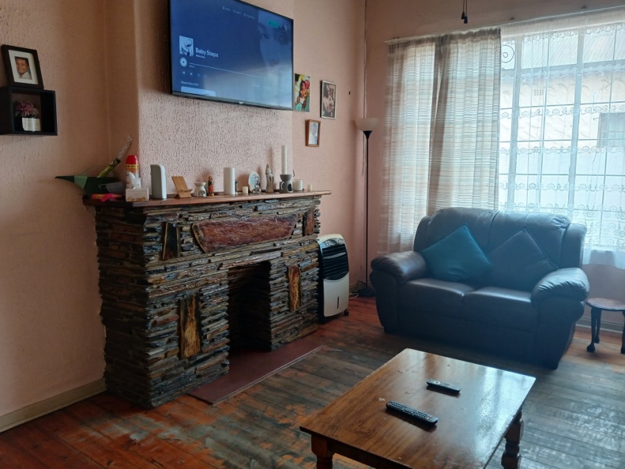 4 Bedroom Property for Sale in Bezuidenhout Valley Gauteng