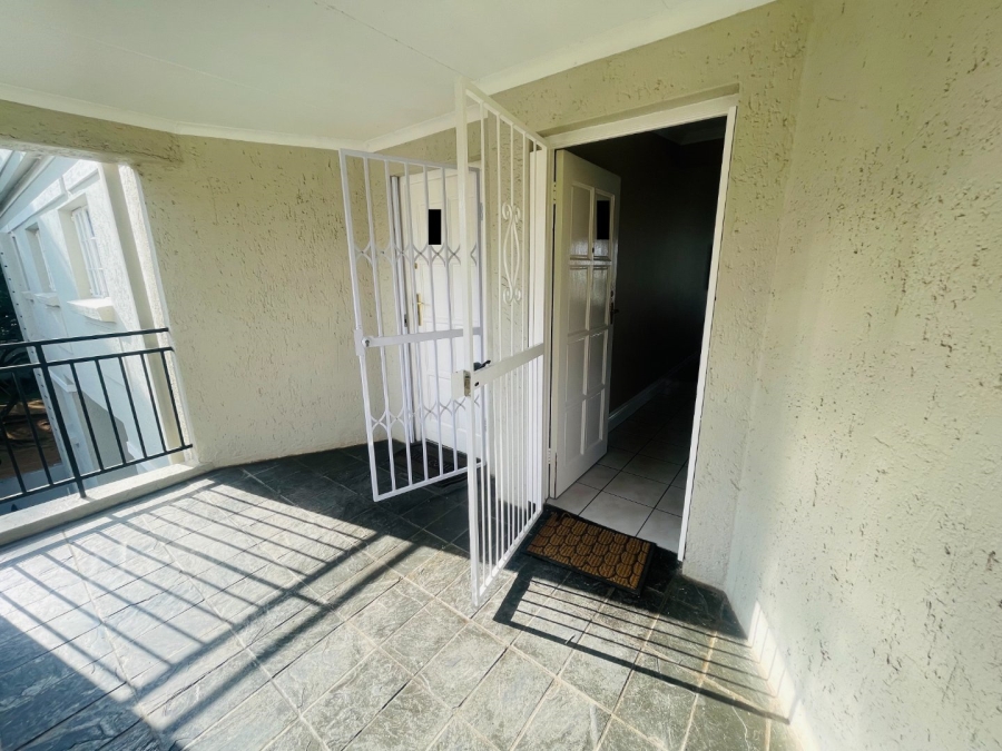To Let 2 Bedroom Property for Rent in Morningside Gauteng
