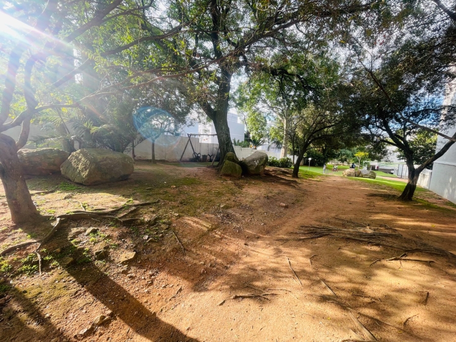 To Let 2 Bedroom Property for Rent in Morningside Gauteng