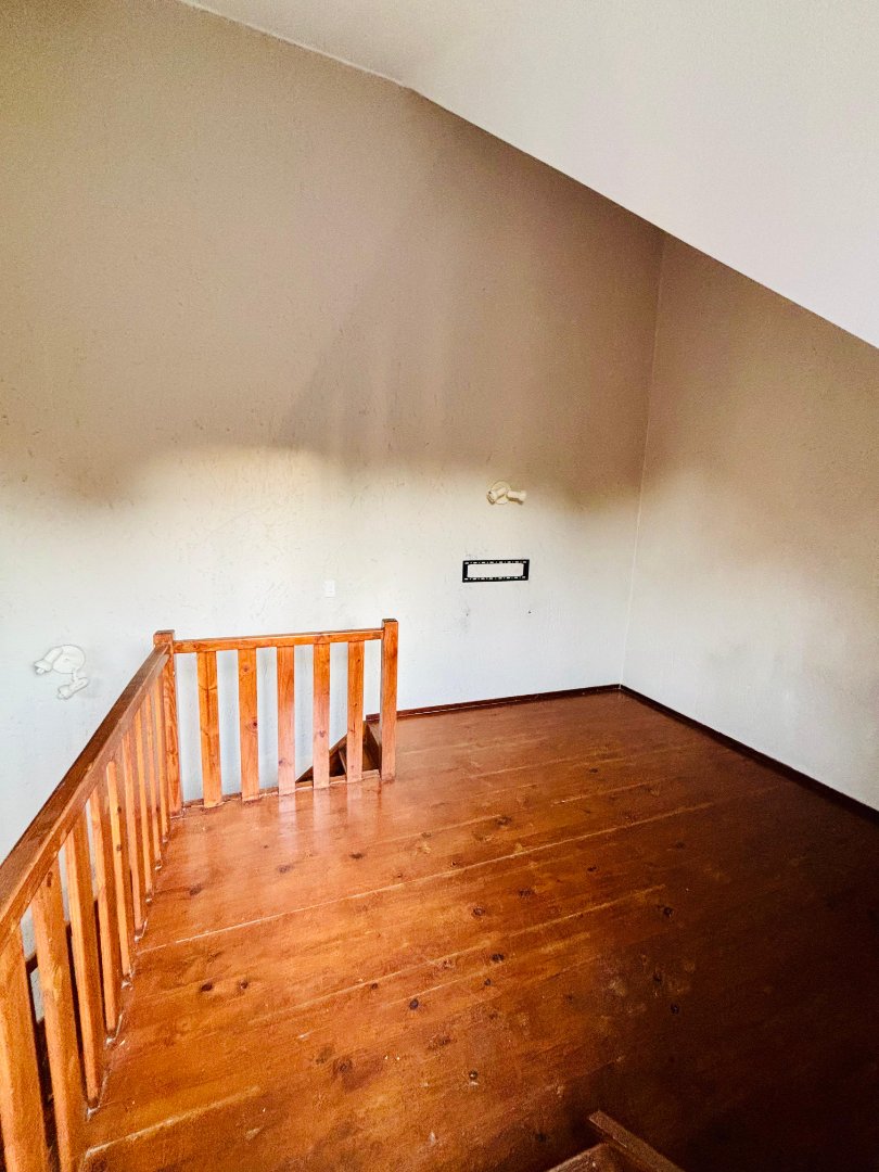 1 Bedroom Property for Sale in Pineslopes Gauteng