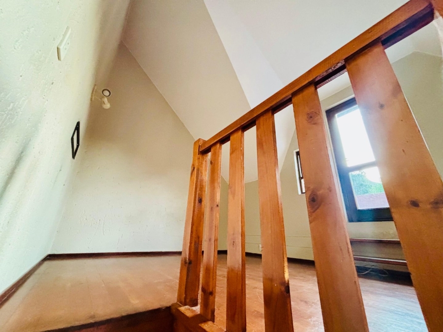 1 Bedroom Property for Sale in Pineslopes Gauteng