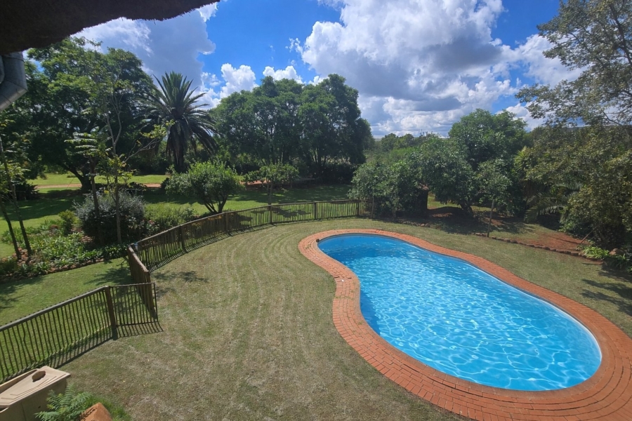 12 Bedroom Property for Sale in Mooiplaats Gauteng