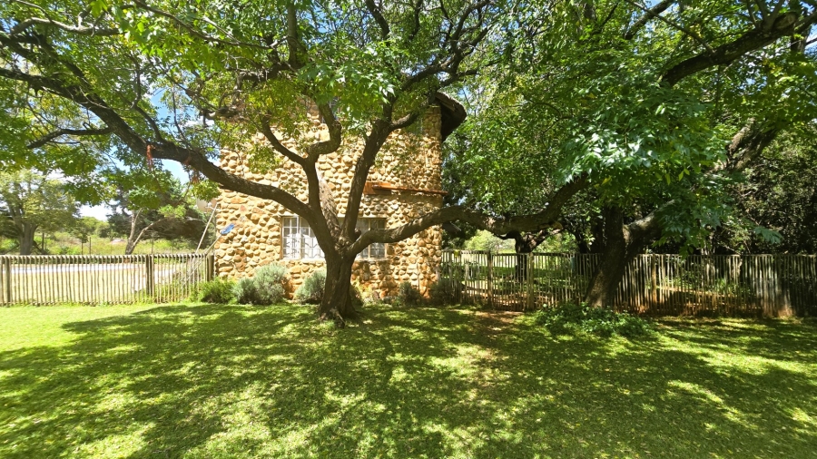 12 Bedroom Property for Sale in Mooiplaats Gauteng