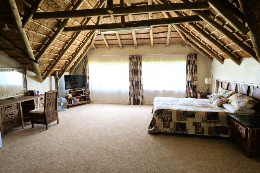 12 Bedroom Property for Sale in Mooiplaats Gauteng