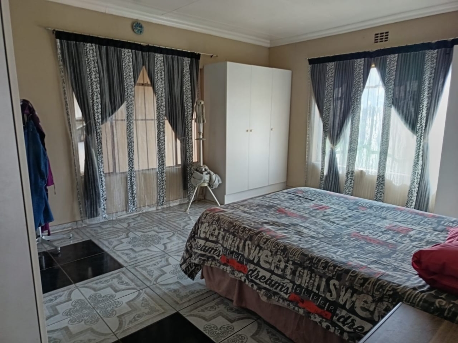 Commercial Property for Sale in Helderstrome AH Gauteng