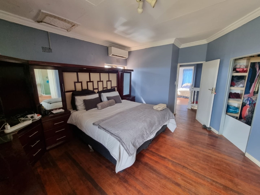 5 Bedroom Property for Sale in Vaaloewer Gauteng