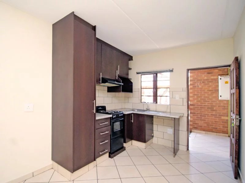 2 Bedroom Property for Sale in Kempton Park Central Gauteng