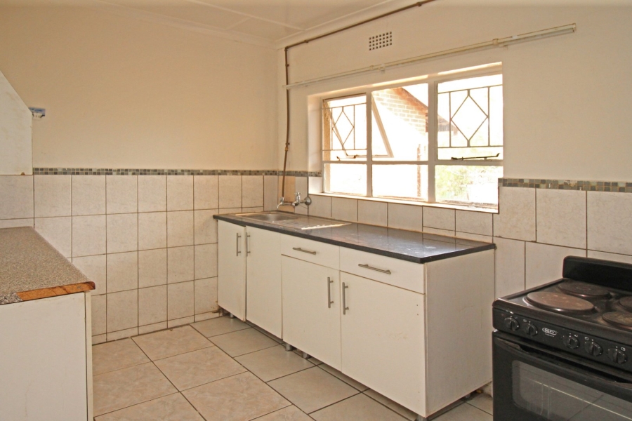 1 Bedroom Property for Sale in Windsor East Gauteng