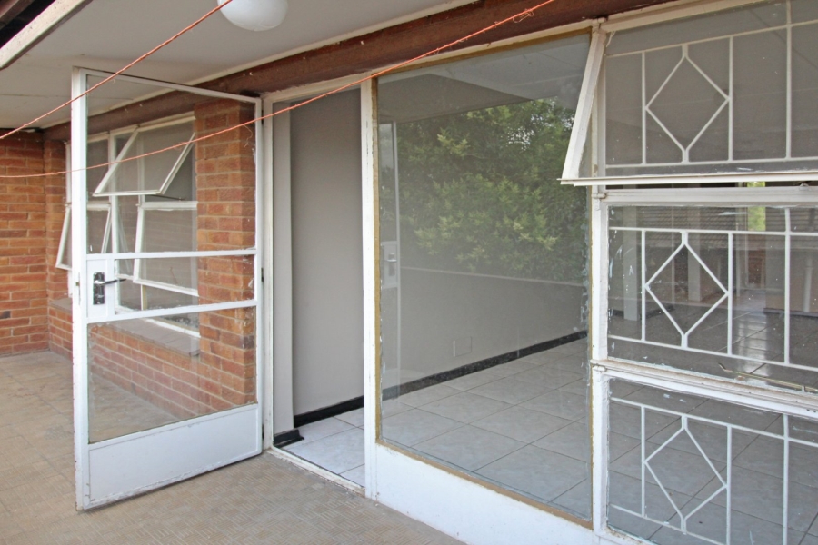 1 Bedroom Property for Sale in Windsor East Gauteng
