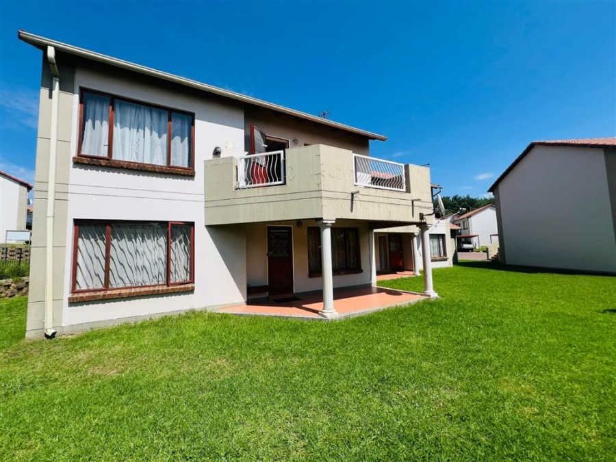 2 Bedroom Property for Sale in Mondeor Gauteng