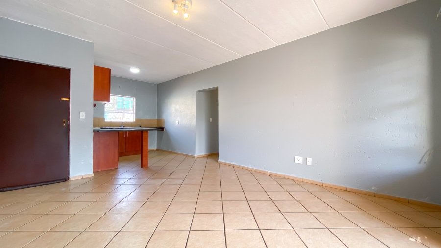  Bedroom Property for Sale in Princess A H Gauteng