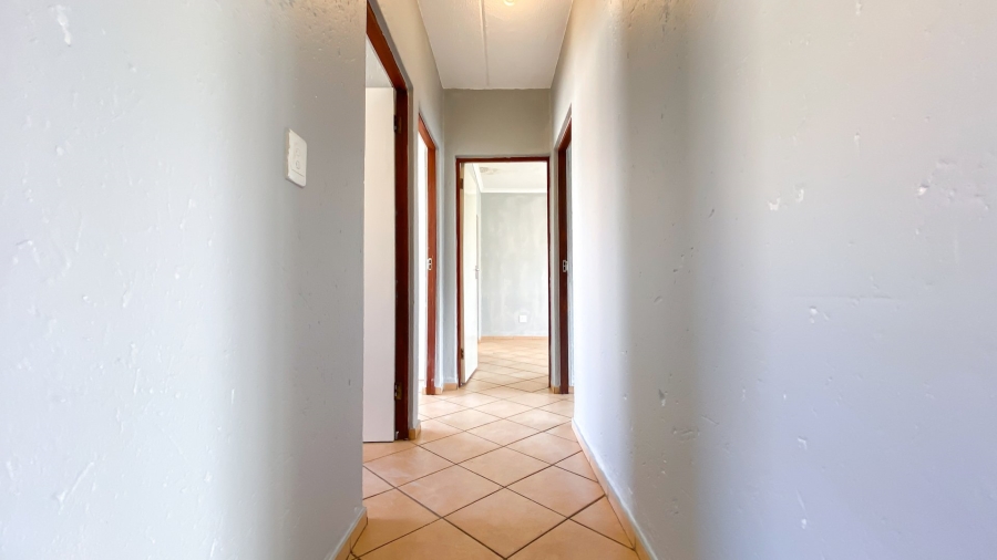  Bedroom Property for Sale in Princess A H Gauteng