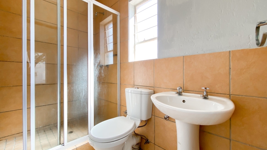  Bedroom Property for Sale in Princess A H Gauteng