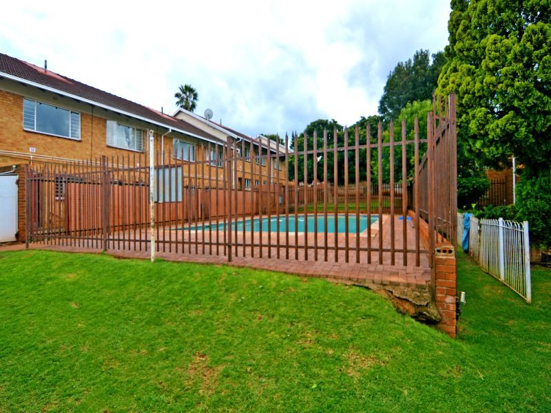 2 Bedroom Property for Sale in Windsor East Gauteng