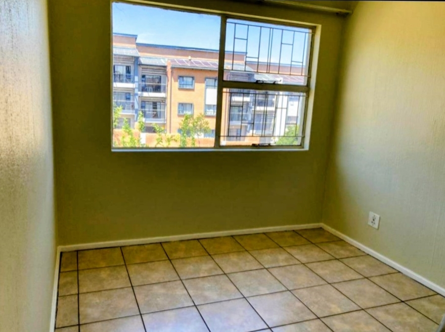 To Let 2 Bedroom Property for Rent in Vorna Valley Gauteng