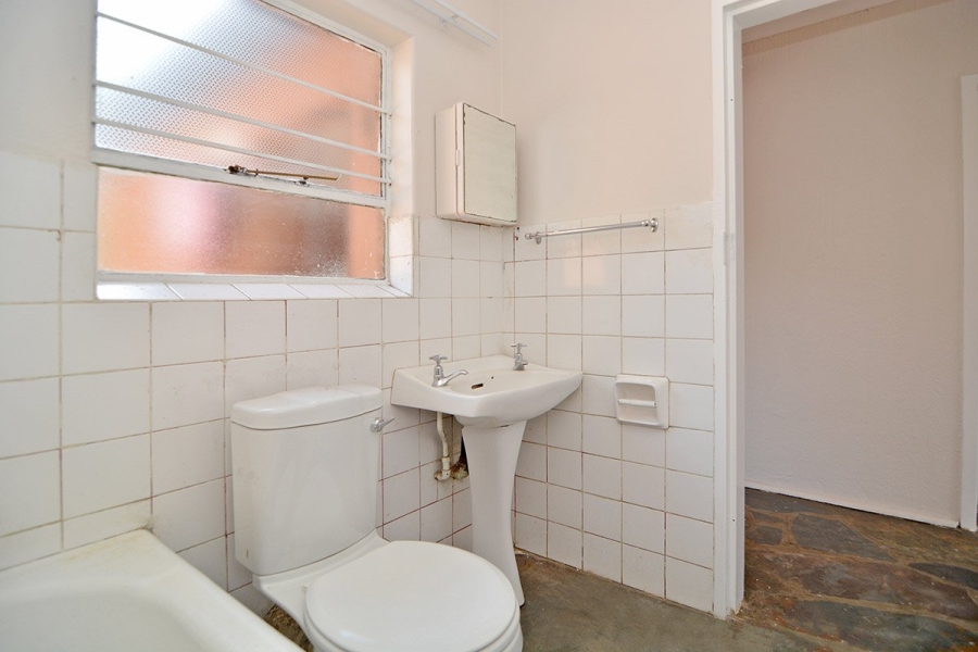 1 Bedroom Property for Sale in Windsor East Gauteng