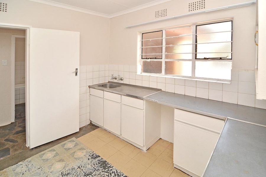 1 Bedroom Property for Sale in Windsor East Gauteng