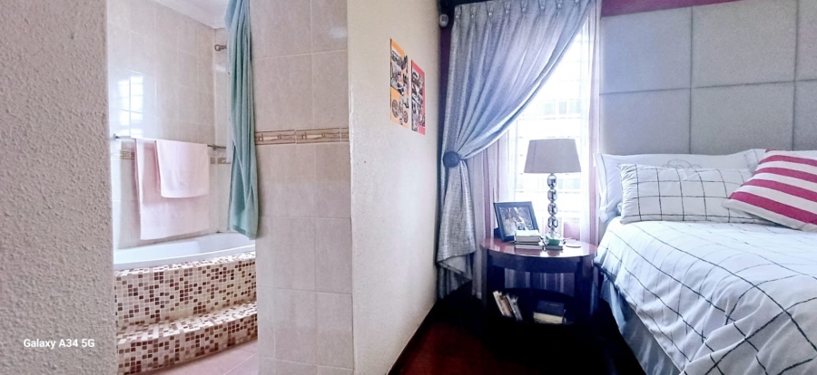 3 Bedroom Property for Sale in Vosloorus Gauteng