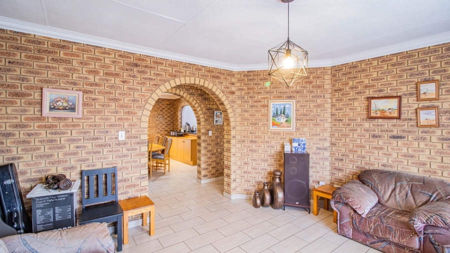 4 Bedroom Property for Sale in Winchester Hills Gauteng