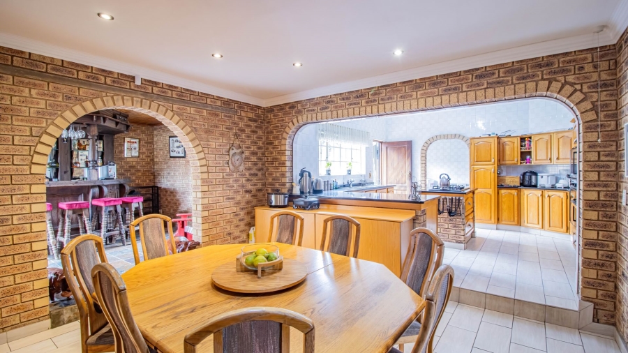 4 Bedroom Property for Sale in Winchester Hills Gauteng