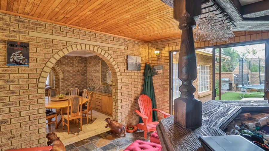 4 Bedroom Property for Sale in Winchester Hills Gauteng