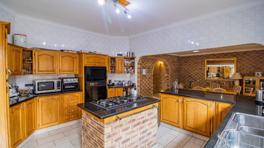 4 Bedroom Property for Sale in Winchester Hills Gauteng
