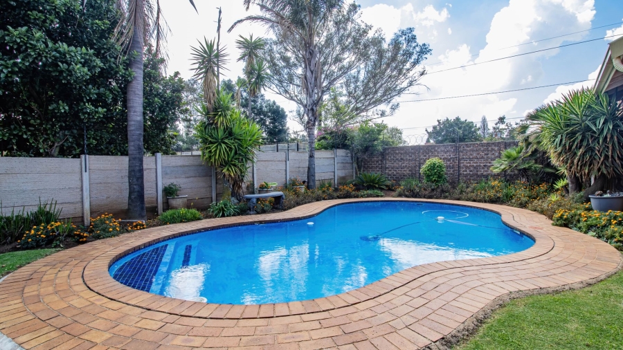 4 Bedroom Property for Sale in Winchester Hills Gauteng