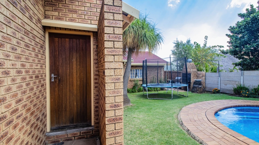 4 Bedroom Property for Sale in Winchester Hills Gauteng