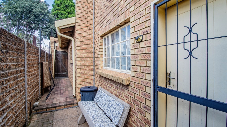 4 Bedroom Property for Sale in Winchester Hills Gauteng