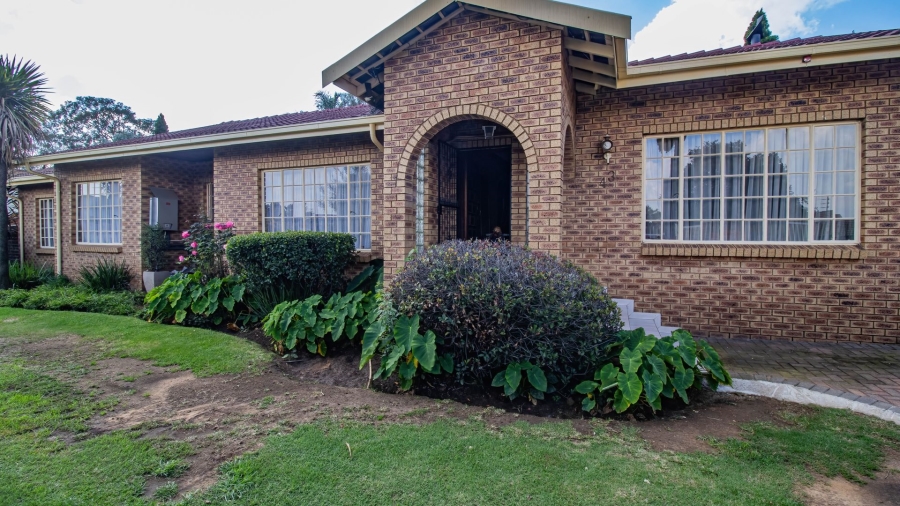 4 Bedroom Property for Sale in Winchester Hills Gauteng