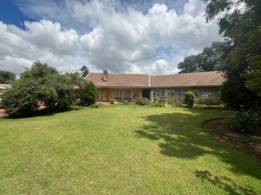 3 Bedroom Property for Sale in Aston Manor Gauteng