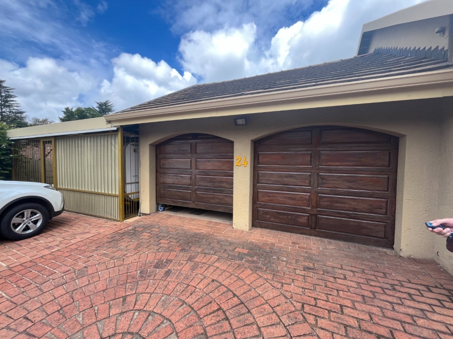 3 Bedroom Property for Sale in Aston Manor Gauteng