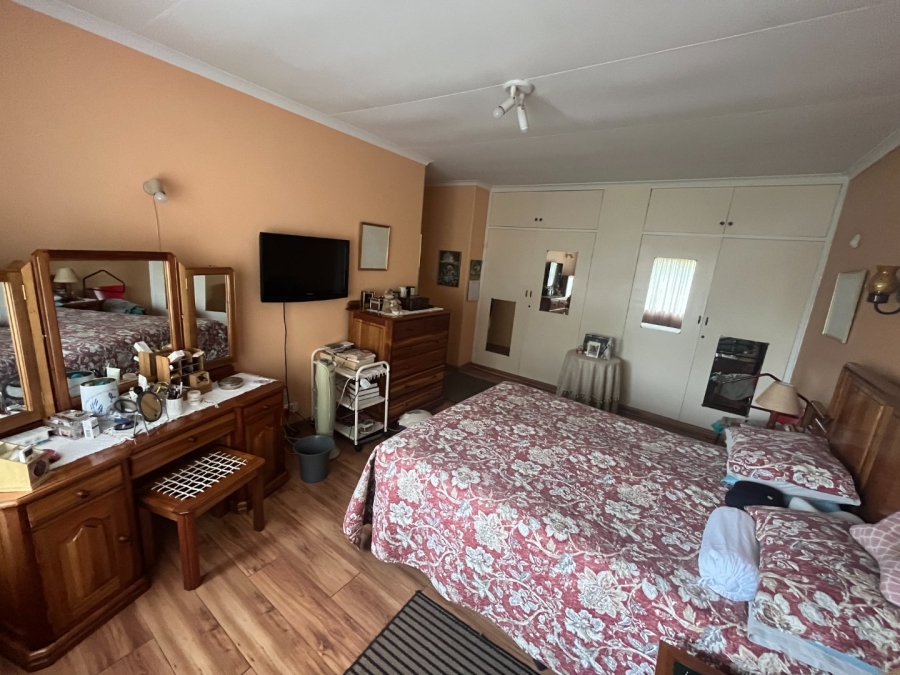 3 Bedroom Property for Sale in Aston Manor Gauteng